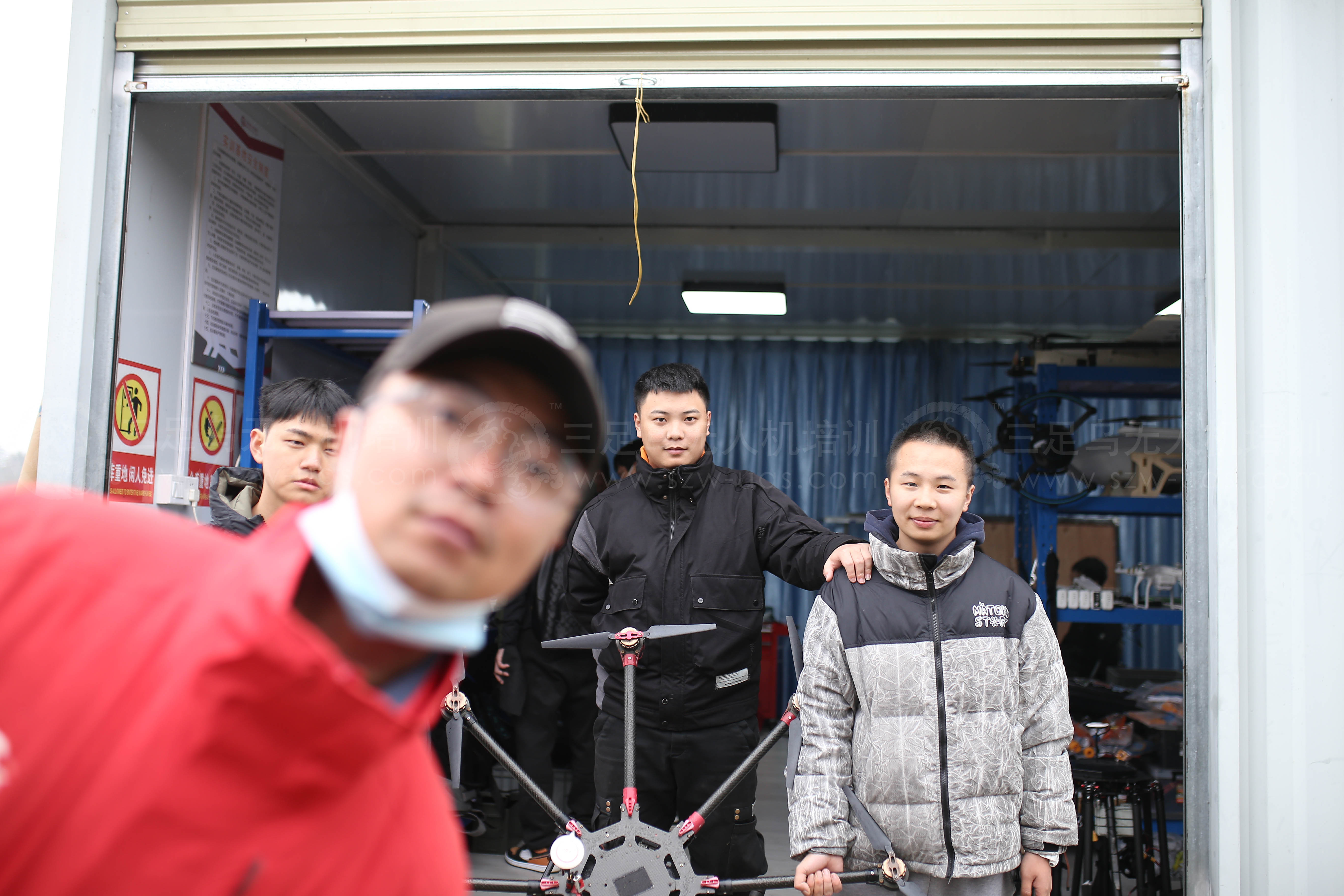 考试新闻|第65期无人机驾驶员执照培训班工作圆满完成(图22) 考试新闻|第65期无人机驾驶员执照培训班工作圆满完成(图22)