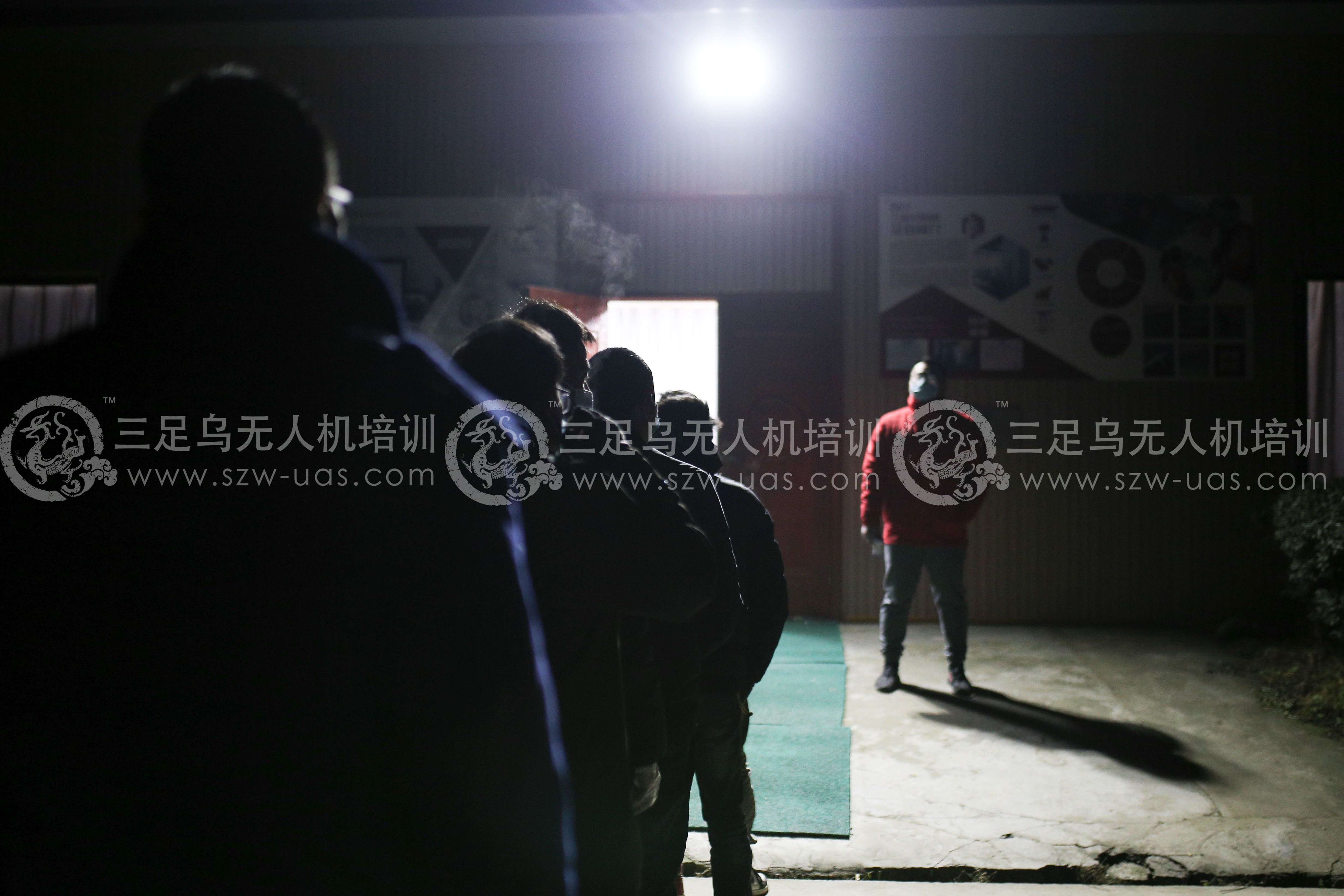 考试新闻|四川考点2021年首场无人机“驾考”(图3)
